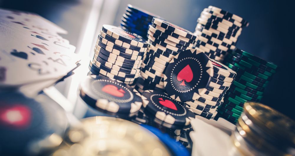 The History and Evolution of Poker in Online Casinos