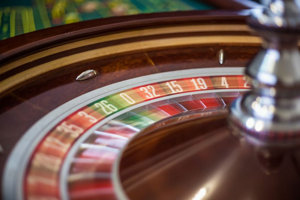 Exploring the Differences Between European and American Roulette